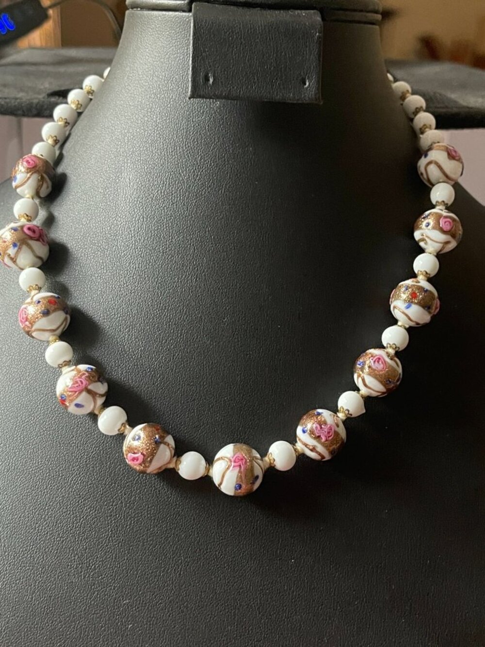 Vintage Venetian Murano Wedding Cake Glass Beaded Necklace White & Gold Floral